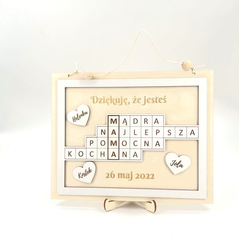 Drewniana ramka z krzyżówką na dzień mamy - personalizowana